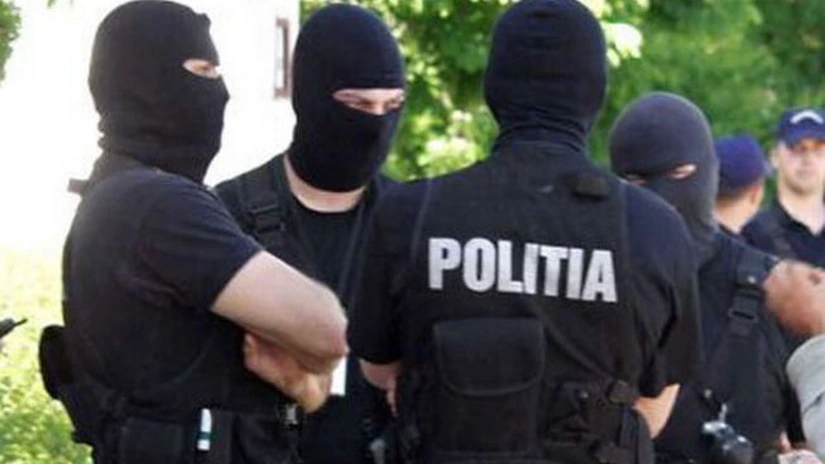 Evaziune fiscală şi spălare de bani de 130 mil. euro. Poliţia face percheziţii în Bucureşti şi Giurgiu