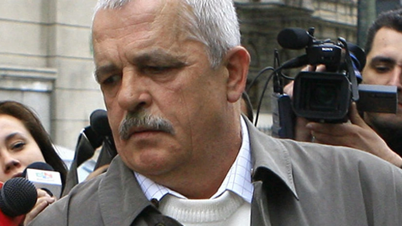 Decebal Traian Remeş, condamnat la trei ani de închisoare în 2013, va fi eliberat condiţionat