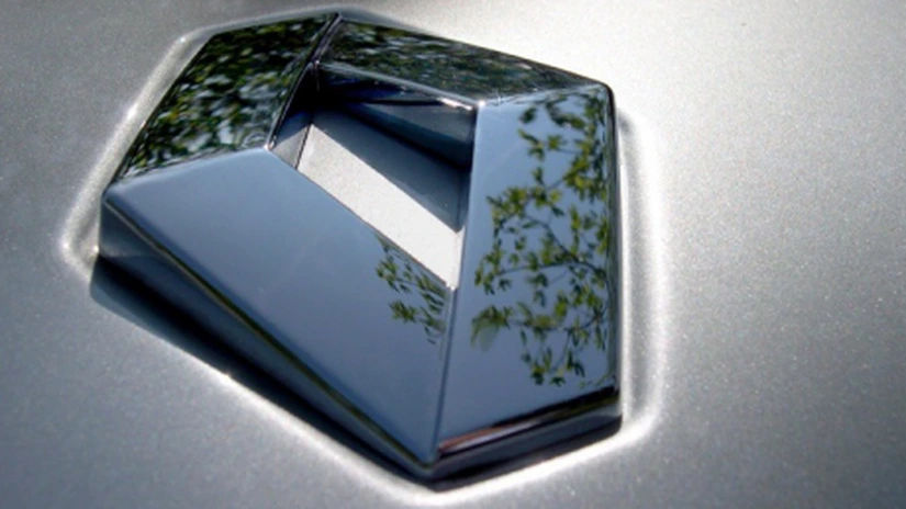 Renault estimează că jumătate din vânzări, în 2014, se vor înregistra în afara Europei