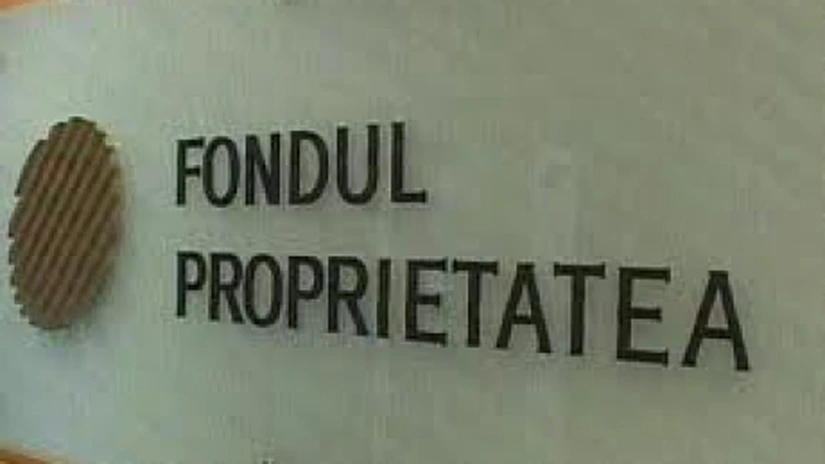 Acţionarul Ioana Sfîrăială cere tribunalului să convoace AGA a Fondului Proprietatea