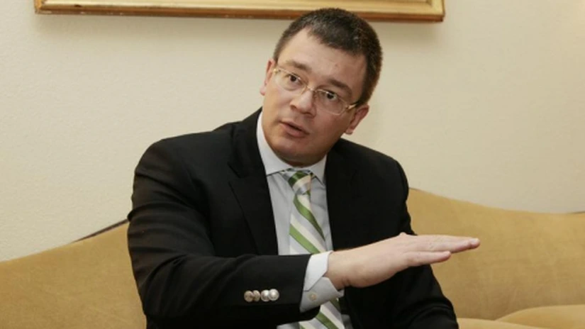 Guvernul vrea să se reunească miercuri în şedinţă, sub conducerea lui Ungureanu
