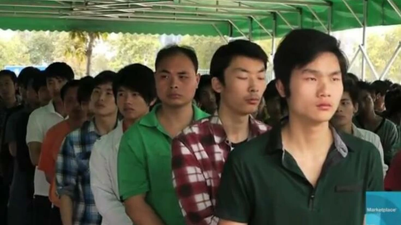 Sute de mii de chinezi îşi părăsesc anual ţara în căutarea unui trai mai bun