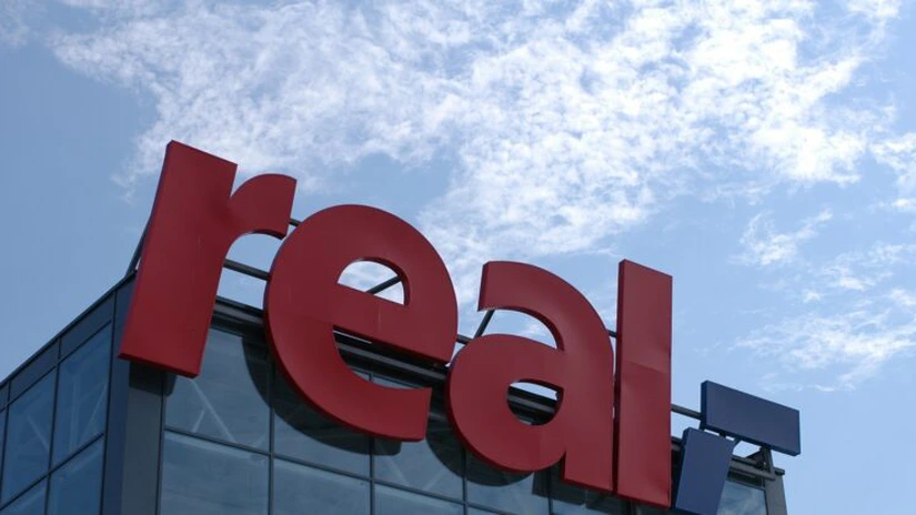 Constructorul magazinelor Real cere în instanţă insolvenţa lanţului de hypermarketuri
