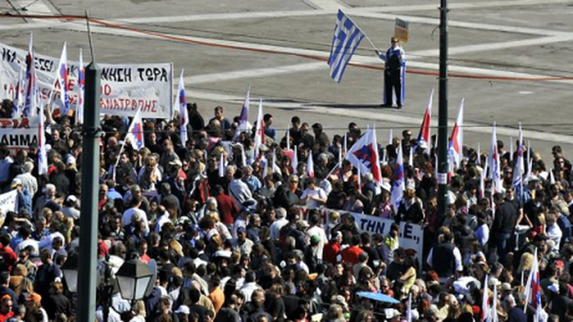 Mii de greci au ieşit pe stradă pentru a sărbători 