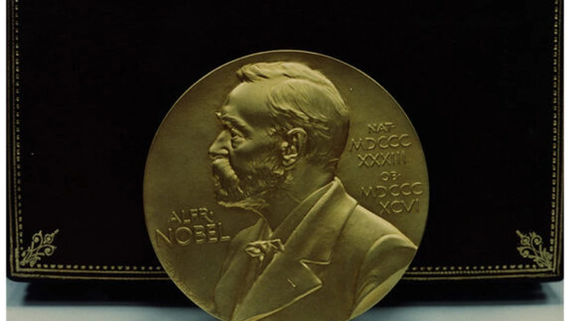 Nobel 2020: Roger Penrose, Reinhard Genzel şi Andrea Ghez au câştigat premiul Nobel pentru fizică