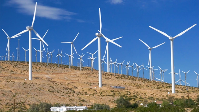Vântul, tot mai profitabil: austriecii de la Verbund au legat la reţea parcul de 100 MW din Dobrogea
