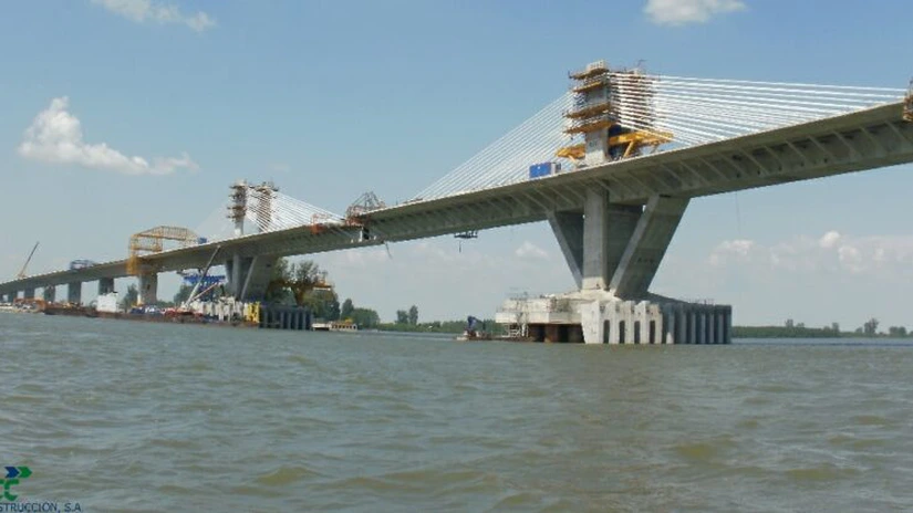 Bulgariei îi este ruşine de cooperarea cu România: vrea cinci poduri peste Dunăre!