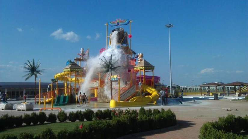 CFR Călători pune în circulaţie 17 trenuri cu destinaţia Divertiland. Preţul unui bilet - 4 lei