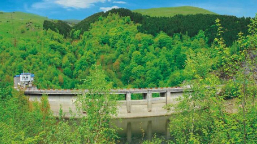 Hidroelectrica a vândut prin licitaţii energie de doar 5,4 mil. euro, dintr-un total de 75,7 mil.