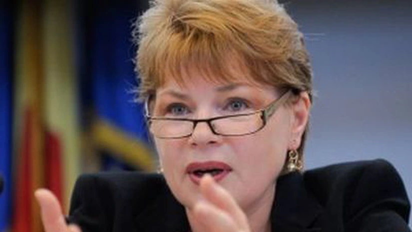 Pivniceru: Înlăturarea clauzelor băncilor, amânată din cauza lipsei studiului de impact