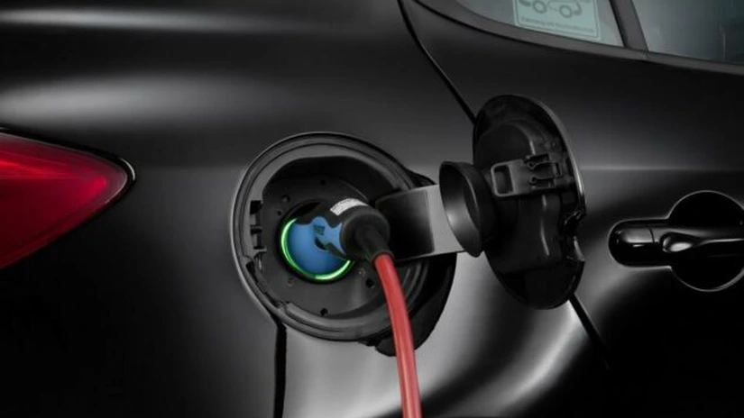 Renault Megane cu motor electric GALERIE FOTO