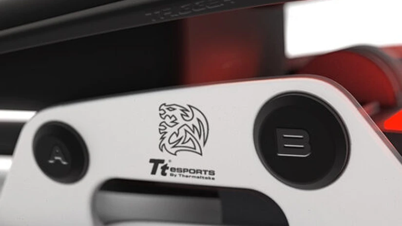 Revoluţionar: Cum arată şi cât costă mouse-ul BMW VIDEO