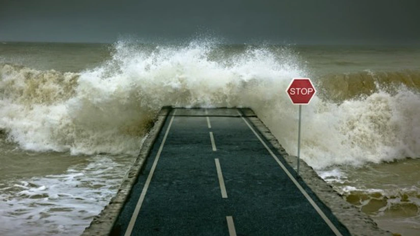 Uraganul Sandy: Aproximativ 250.000 de locuinţe fără electricitate în Manhattan