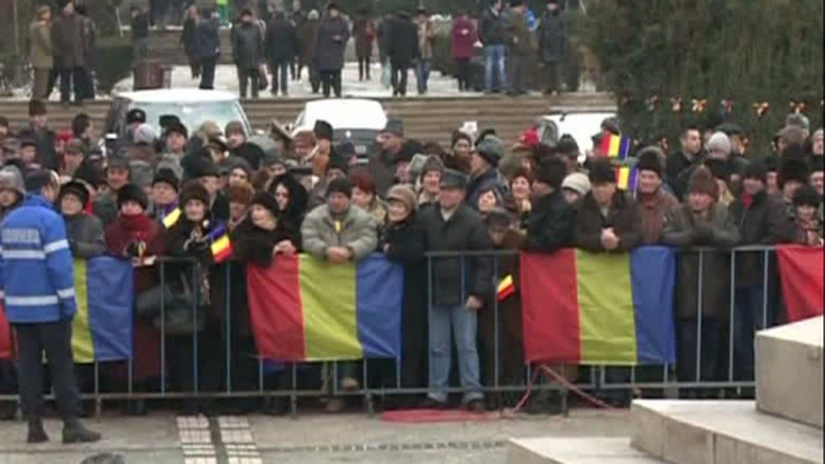 Câteva mii de persoane, de Ziua Unirii la Iaşi. Ponta şi Antonescu participă la ceremonii