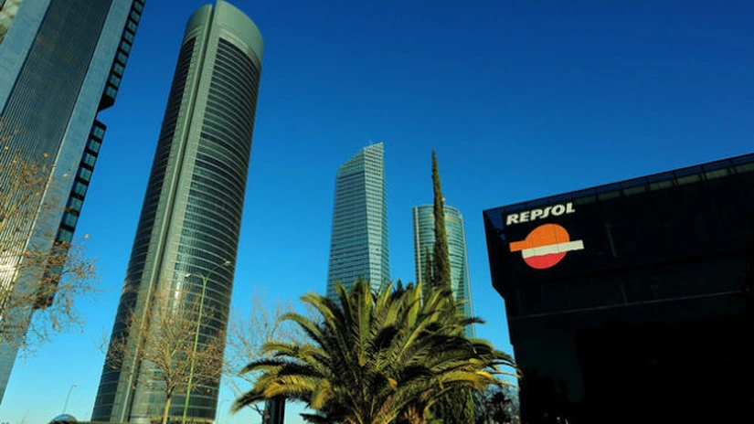 Repsol va primi 5 miliarde de dolari de la Argentina pentru naţionalizarea companiei YPF
