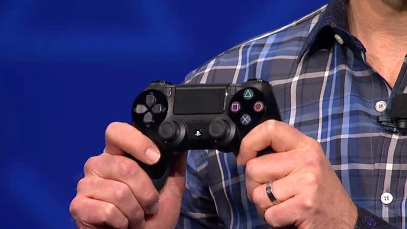 Sony anunţă lansarea consolei PlayStation 4. Când va fi disponibilă şi cât va costa