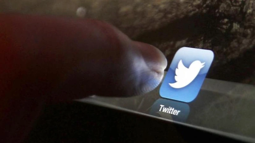 Twitter va obţine venituri din publicitate de aproape 1 miliard de dolari în 2014 - studiu