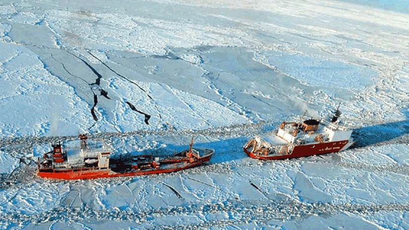 Rusia a depus o nouă cerere la ONU privind extinderea platoului său continental în Arctica