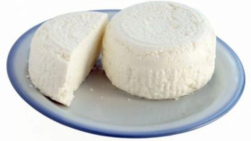 37% din laptele din UE a fost folosit pentru a produce brânză - Eurostat
