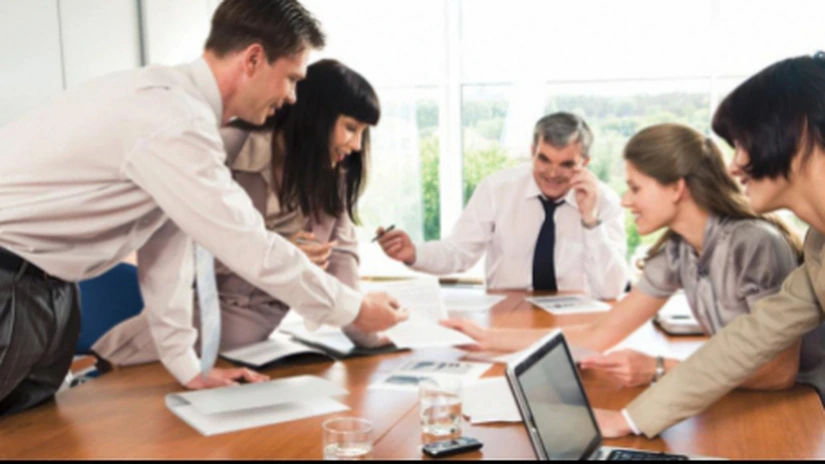 Transformarea digitală, primul loc în topul priorităţilor de investiţii ale directorii generali din România - PwC