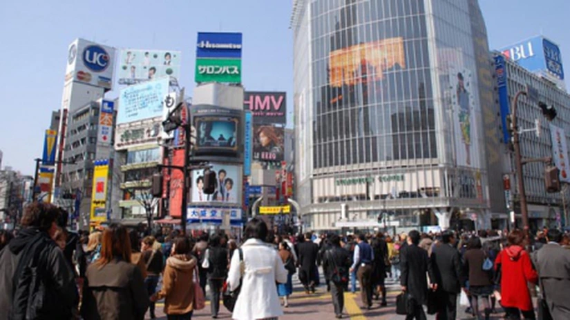 Japonia caută muncitori străini pentru a rezolva criza forţei de muncă