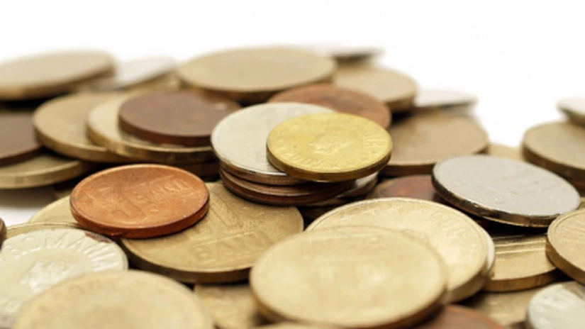 Leul, la al treilea maxim consecutiv al ultimei luni. Euro a scăzut sub 4,37 lei