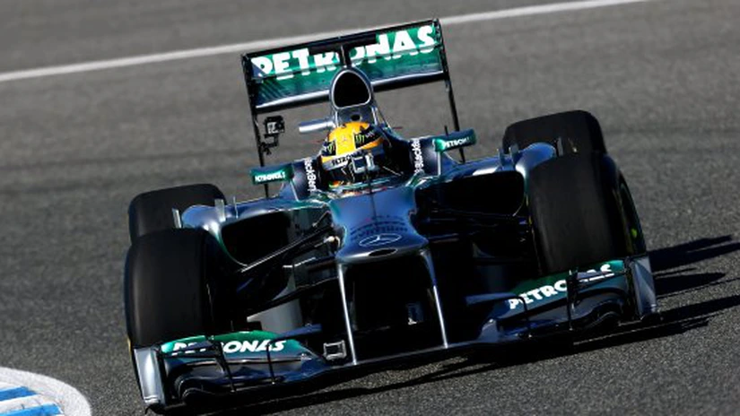 Formula 1: Hamilton pleacă din pole-position în Marele Premiu al Chinei