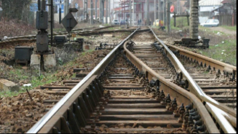 CFR: Fără creşteri salariale şi fără disponibilizări, în 2013