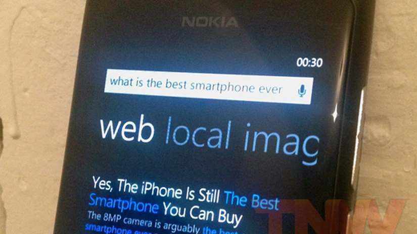 Acţiunile Nokia au scăzut cu peste 5% după lansarea smartphone-ului Lumia 925