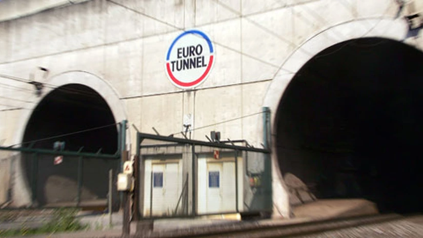 Bruxelles cere reducerea tarifelor pentru traversarea tunelului de sub Canalul Mânecii