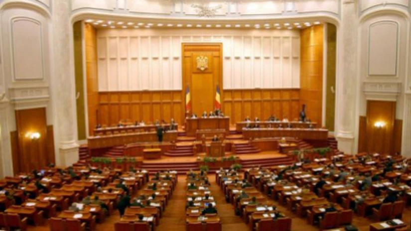 Introducerea cărţilor de identitate electronice, amânată din nou, pentru 2014
