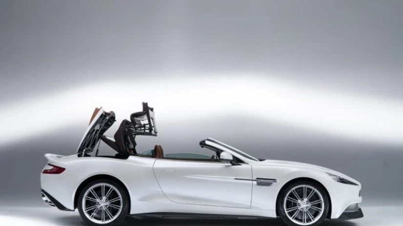 Daimler va prelua 5% din Aston Martin