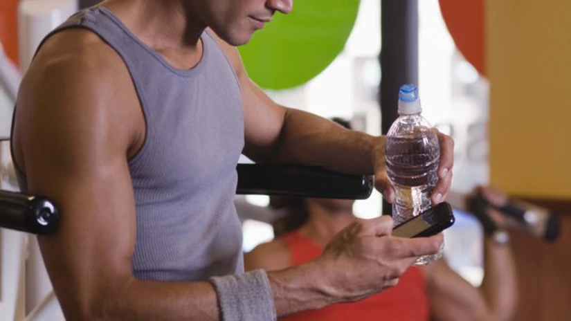 Cum te ajută telefonul mobil să slăbeşti şi să faci sport