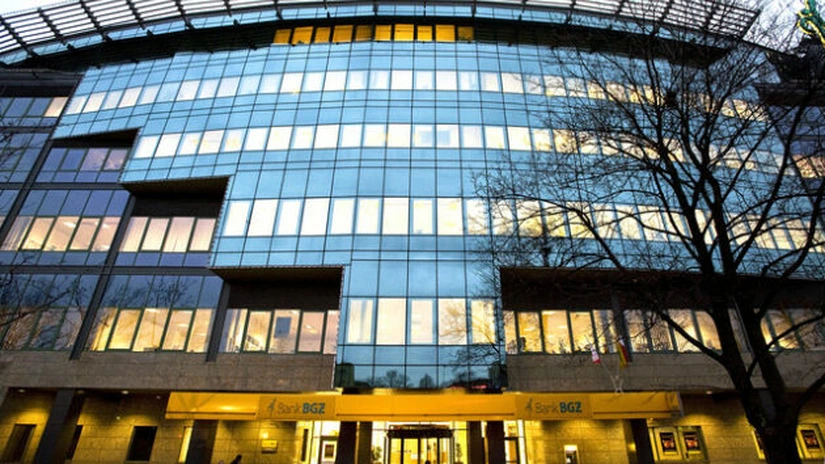 ING Groep şi BNP Paribas vor să achiziţioneze subsidiara Rabobank din Polonia