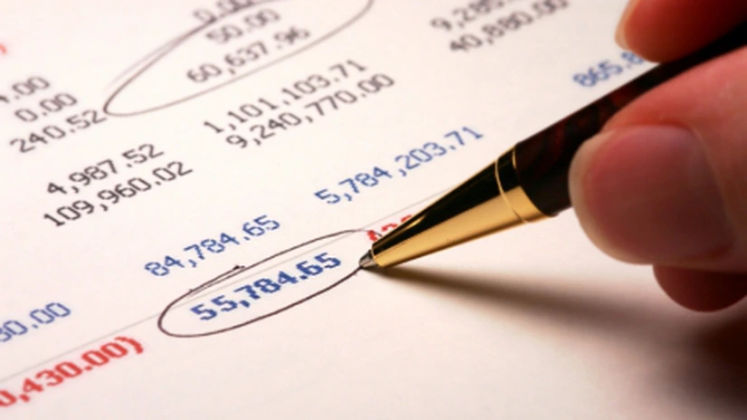 Deficitul bugetului consolidat a crescut la 2,7% din PIB la 11 luni, de 2,5 ori mai mare faţă de 2017