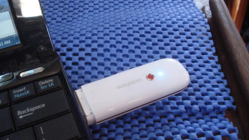 Vodafone a relansat oferta de internet pentru laptop şi PC