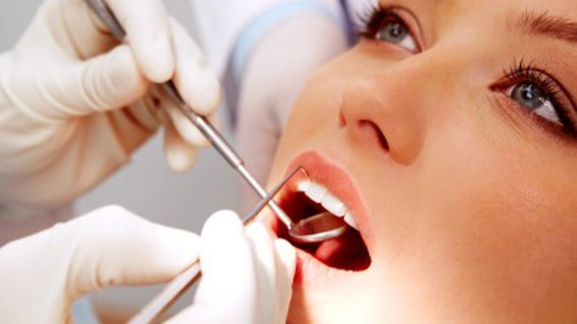 Târg de joburi medicale în Bucureşti: În Suedia e nevoie de dentişti