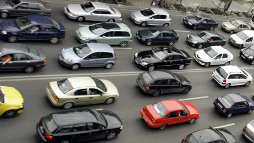 Parcul auto al României a crescut cu 172%, din 1989 până în 2013