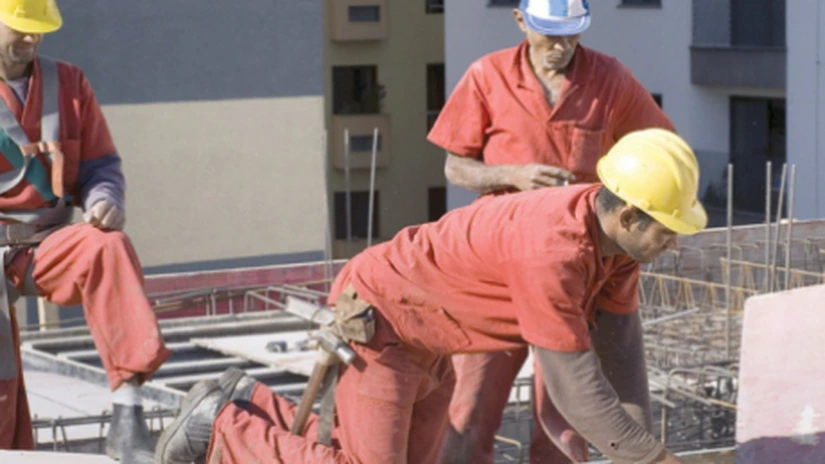 Piaţa construcţiilor se apropie de jumătatea nivelului înregistrat în 2008