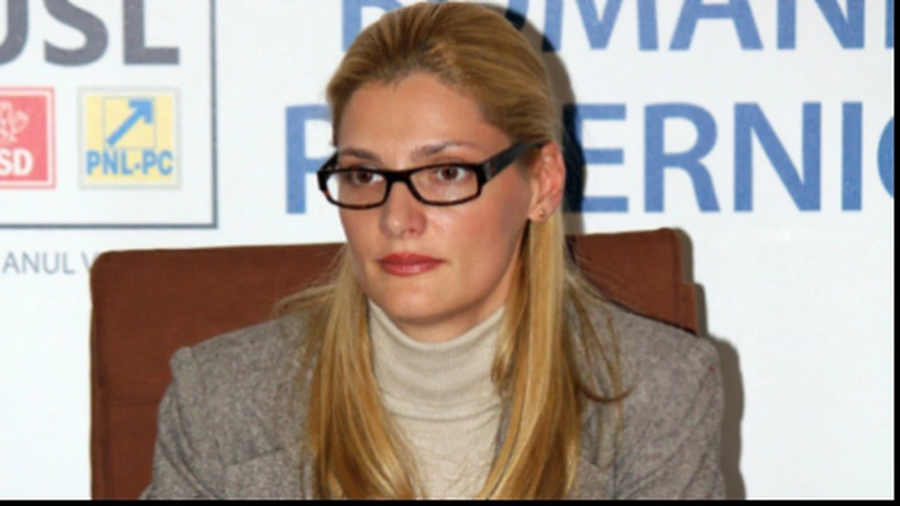 Ramona Mănescu: Nu ne mai grăbim cu privatizarea CFR Marfă