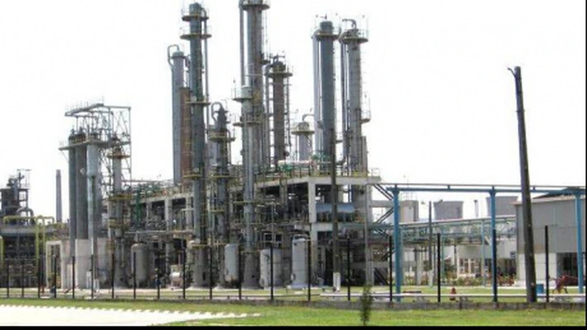 Ministrul azer al Industriei și SOCAR vin în România. Privatizarea Oltchim, printre subiectele de discuție