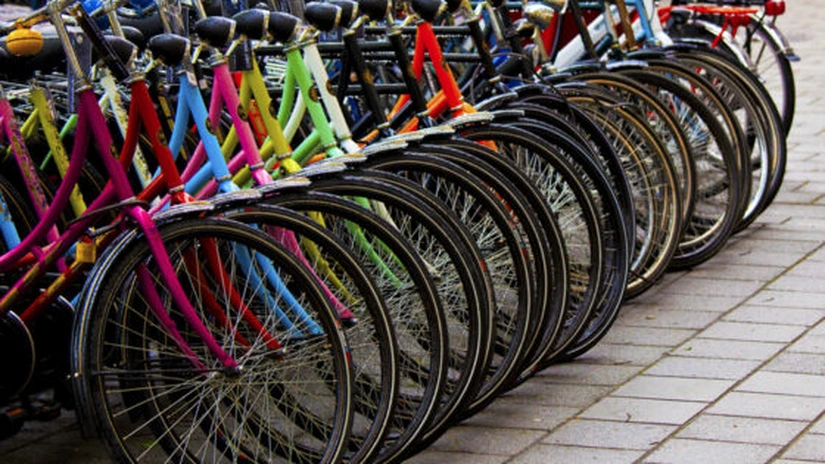 În Europa anul trecut s-au vândut mai multe biciclete decât maşini