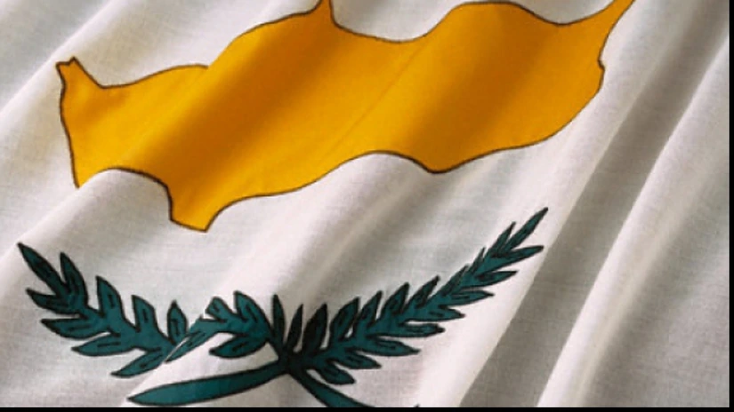 Ciprul ar putea ridica toate restricţiilor asupra mişcărilor de capital, până la finele lui 2014