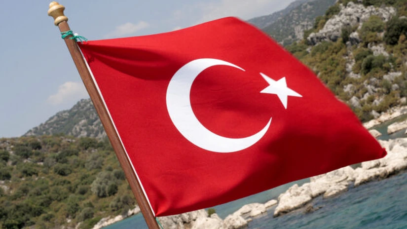 Turcia şi-a redus estimările de creştere pentru 2014, dar le-a majorat pe cele de inflaţie