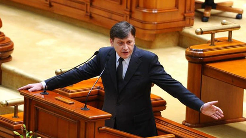 Crin Antonescu pregăteşte o nouă moţiune de cenzură