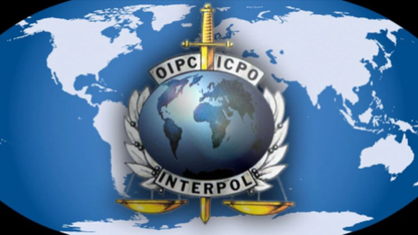 Interpol, preocupat de folosirea de paşapoarte furate în cazul avionului dispărut