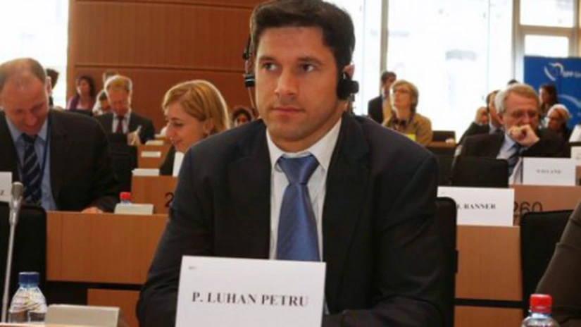 Petru Luhan: Jean-Claude Juncker, un excelent economist, este o soluţie bună pentru UE