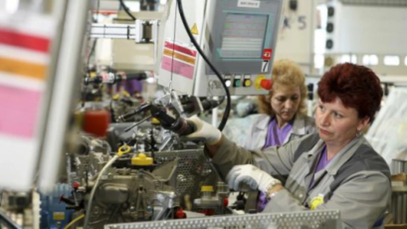 Comenzile noi din industrie au crescut în februarie cu 15% faţă de ianuarie şi cu 20% faţă de februarie 2013