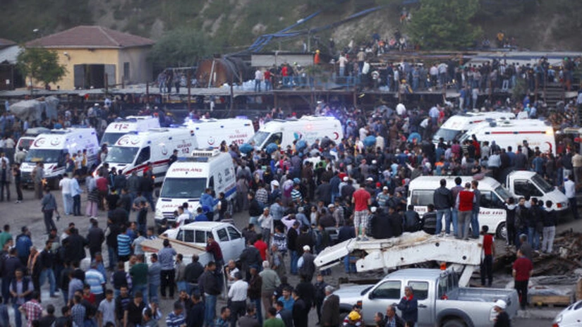 Accident minier în Turcia: Peste 200 de persoane au murit în urma unei explozii