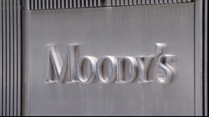 Moody's a revizuit la 